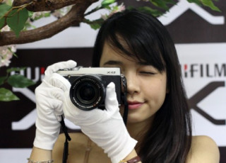 Fujifilm giới thiệu X-E2 và XQ1 tại Việt Nam 