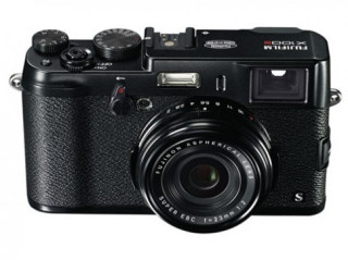 Fujifilm giới thiệu X100S màu đen và 5 máy compact mới
