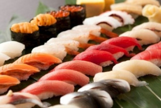 Học cách ăn sushi đúng điệu như người Nhật
