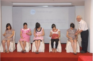 Hơn 100 mẹ bầu ở Nam Định học thai giáo