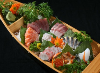 Hương vị Nhật Bản trên đất Việt tại Sushi World