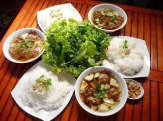 Những món ăn không thể bỏ qua khi du lịch Việt Nam năm 2015