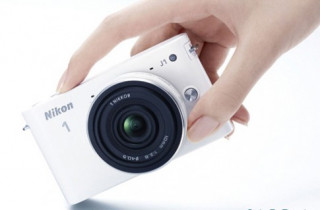 Nikon 1 nâng tốc độ chụp với firmware 1.2