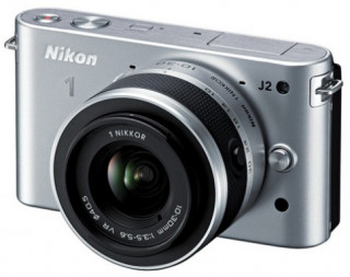 Nikon ra mắt J2, vỏ kim loại, giá rẻ hơn J1