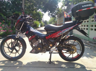 Suzuki raider version yoshimura đầy ấn tượng