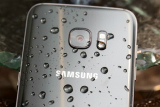 Tại sao bộ đôi Galaxy S7 có thể chống bụi, nước gần như tuyệt đối