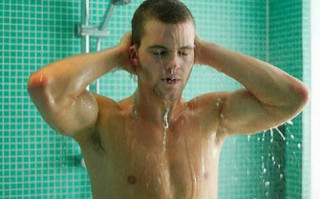 Tắm nước lạnh làm tăng khả năng sinh sản ở nam giới