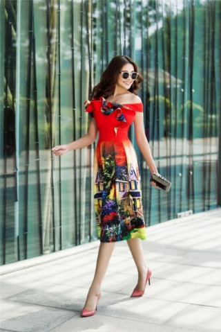 Thanh Hằng “nổi loạn” với những sắc màu