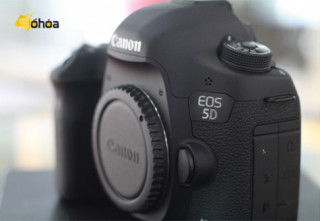 Tin đồn Canon sắp có máy full-frame giá 1.999 USD