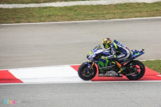 Valentino Rossi Nhà Vô Địch trong lòng người hâm mộ