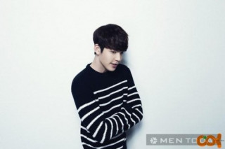 Woo Bin cuốn hút cùng sweaters trên tạp chí COK