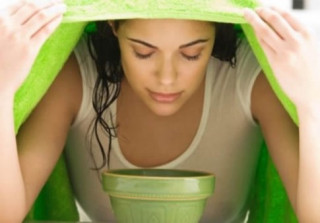 2 cách xông hơi trắng da, hết sạch mụn