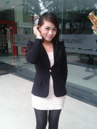 5 phút trang điểm cho cô gái có da nâu