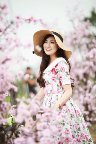Bộ sưu tập đầm công chúa ‘khủng’ của Á hậu Việt