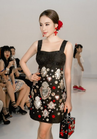 Bóc mác bộ cánh hàng hiệu gây ‘sốt’ của Angela Phương Trinh