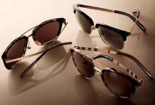 Cận cảnh quy trình sản xuất kính của Burberry