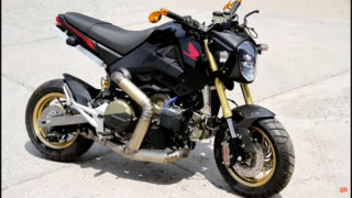 [Clip] HONDA MSX125 gác máy Ducati 1199R