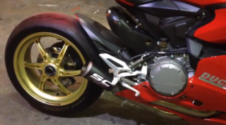 [Clip] Màn test pô SC Project bao lực trên Ducati 1199 Panigale