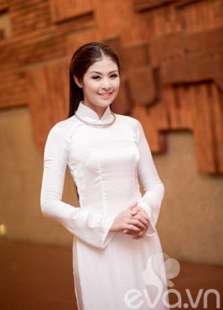 HH Ngọc Hân - cô gái Việt truyền thống