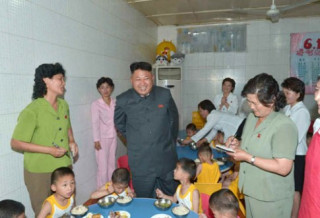 Lộ ảnh trường mẫu giáo ở Triều Tiên