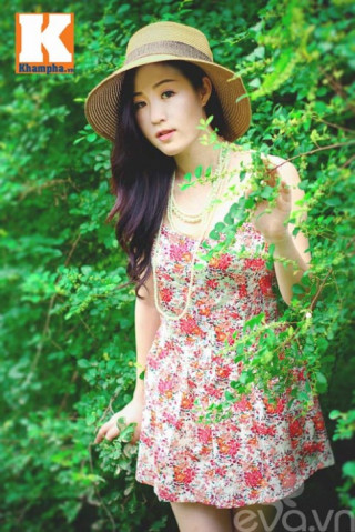 Nàng không cao nhưng ai cũng ngước nhìn