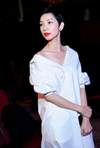 Sao Việt cuốn hút lạ thường với mốt sơ mi trễ vai