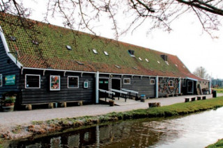 Thăm làng cổ Hà Lan đầy màu sắc