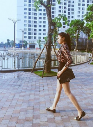 Thời trang dạo phố ngày càng tiến bộ của HH Kỳ Duyên