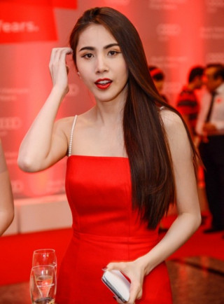 Thời trang thông minh như “gái một con” Thủy Tiên