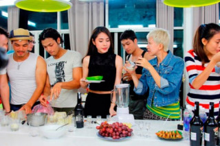Thủy Tiên đến thăm Ngôi nhà chung của Next Top