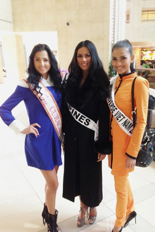 Trương Thị May dùng 3 ngôn ngữ tại Miss Universe