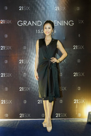 21SIX - thời trang hiện đại có mặt tại Sài Gòn