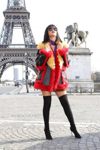 BST áo khoác không phải ai cũng dám mặc của Rihanna