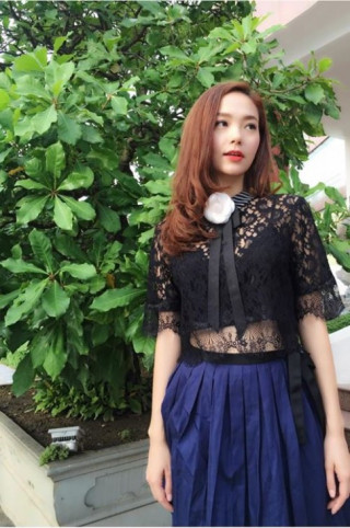 Chất liệu khiến phái đẹp Sài Gòn khó lòng chối từ trong tiết thu