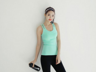 Chọn đồ thể thao giúp chị em gợi cảm ngay cả khi tập luyện