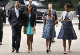 Con gái lớn TT Obama được yêu mến vì chỉ mặc đồ bình dân