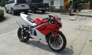 Cùng ngắm chiếc Honda NSR-150SP độ phuộc USD của ZXR400