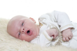 Dấu hiệu trẻ sơ sinh bị ho đã biến chứng cần cảnh giác