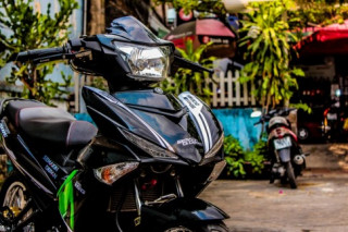 Exciter 150 bánh căm độ phong cách Movistar đen cực ngầu