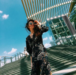 Hồ Ngọc Hà lấy lại phong độ với loạt phụ kiện xinh yêu