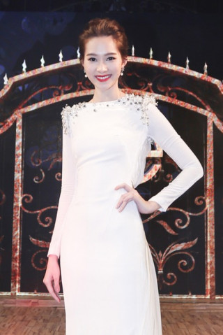 Hoa hậu Thu Thảo khiến Top 9 Project Runway ngẩn ngơ