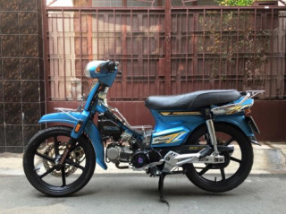 Honda Dream chiến đơn giản và phong cách