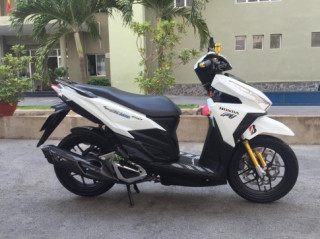 Honda Vario 150 trắng tinh khôi đầy phong cách