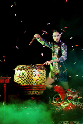 Không sang trời tây theo fashion week, Trang Khiếu làm gì?