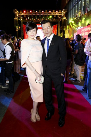 Lý Nhã Kỳ, Angela Phương Trinh “đua ngầm” trên thảm đỏ