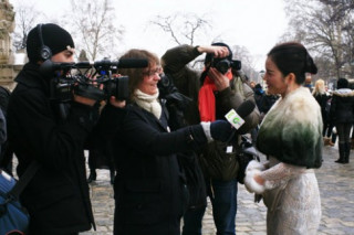 Lý Nhã Kỳ sang Paris dự show Chanel