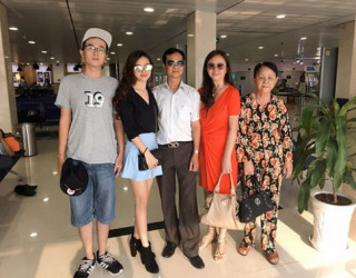 Midu đi du lịch cùng gia đình sau chia tay Phan Thành