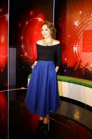 Mỹ Tâm điệu như tiểu thư trên ghế nóng The Voice