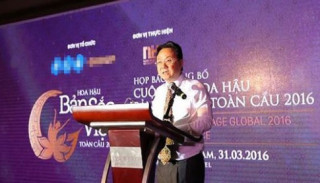 Nhà thơ Hồng Thanh Quang: “Việt Nam là cường quốc của phụ nữ đẹp”