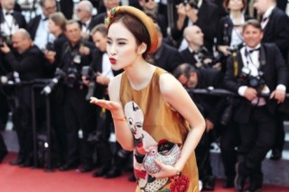 Phương Trinh xuất hiện trên Instagram của nhãn thời trang danh tiếng